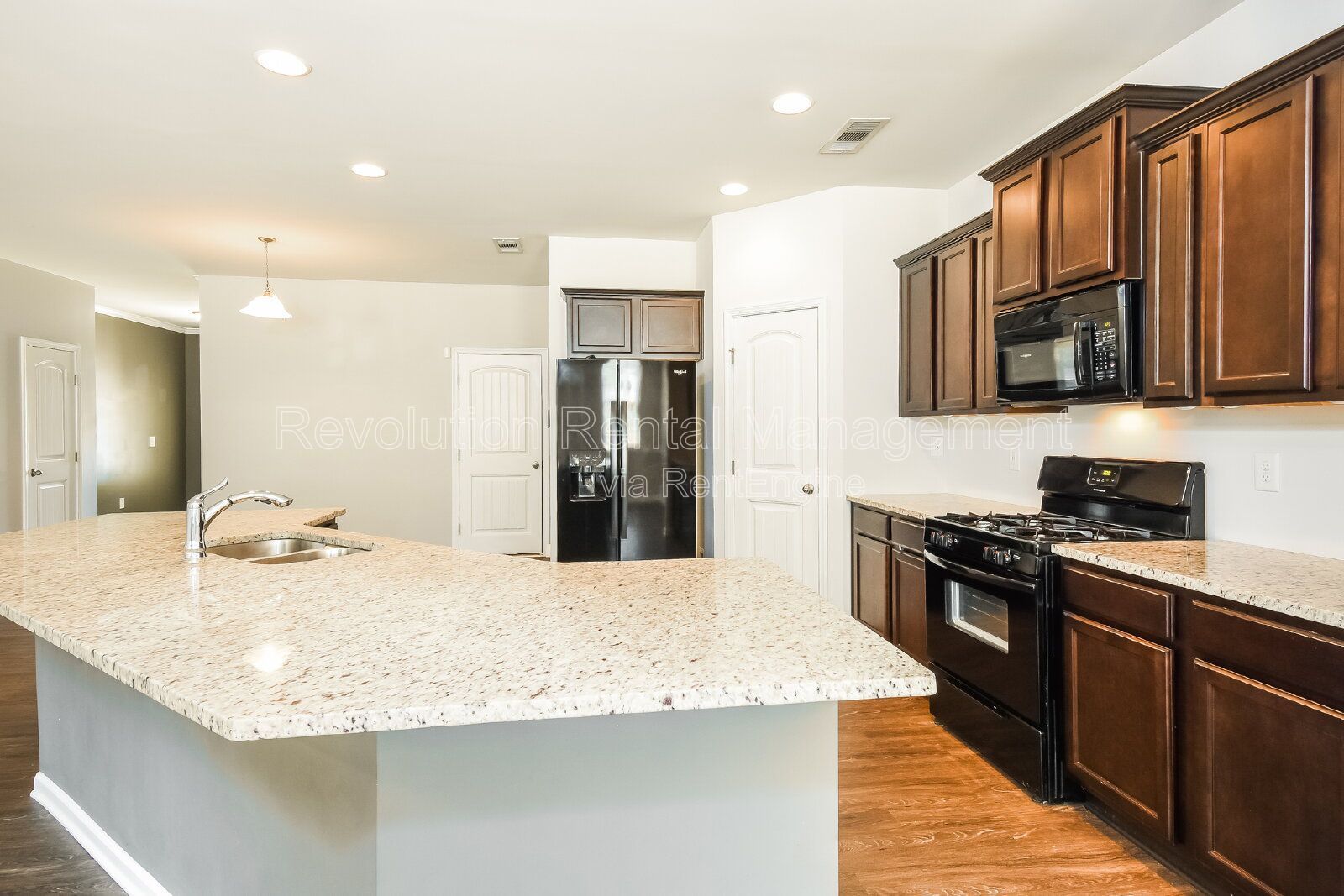 Spacious 2018 Single Family Home in Established Manchester Meadows Community property image
