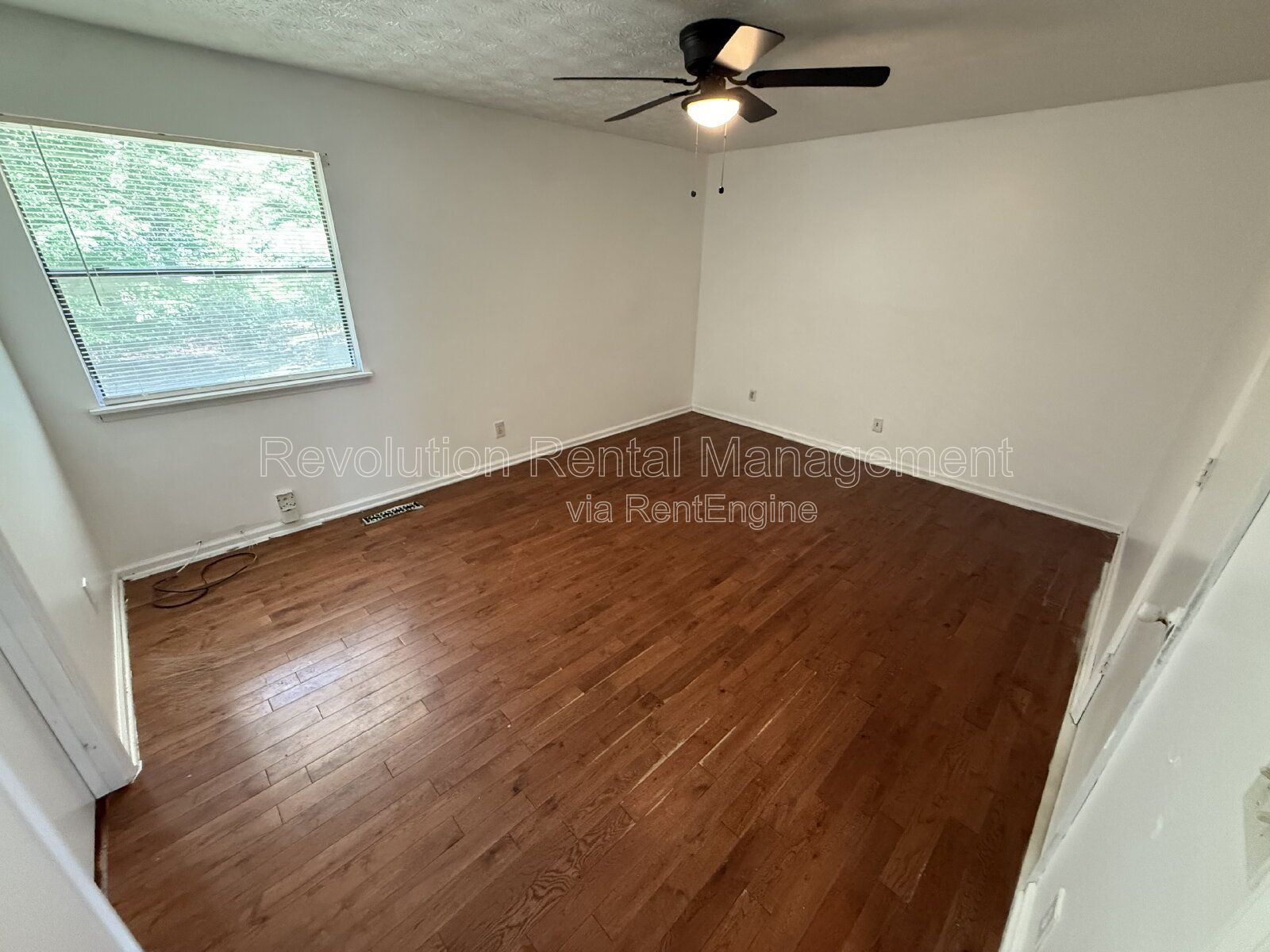 Two-Story Home in Woodland Estates - Hardwood Floors, Fireplace, Deck & Attached Garage property image