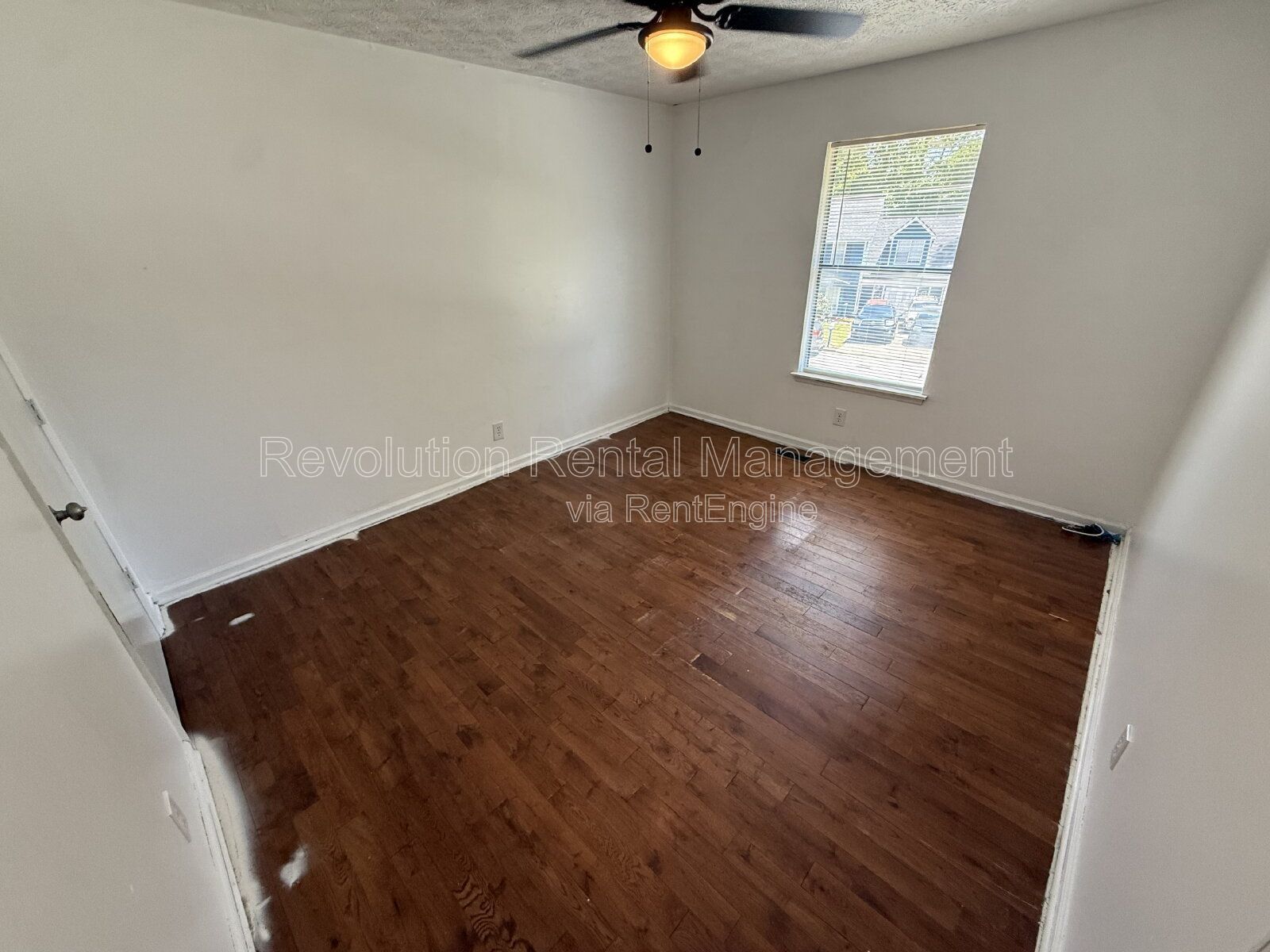 Two-Story Home in Woodland Estates - Hardwood Floors, Fireplace, Deck & Attached Garage property image