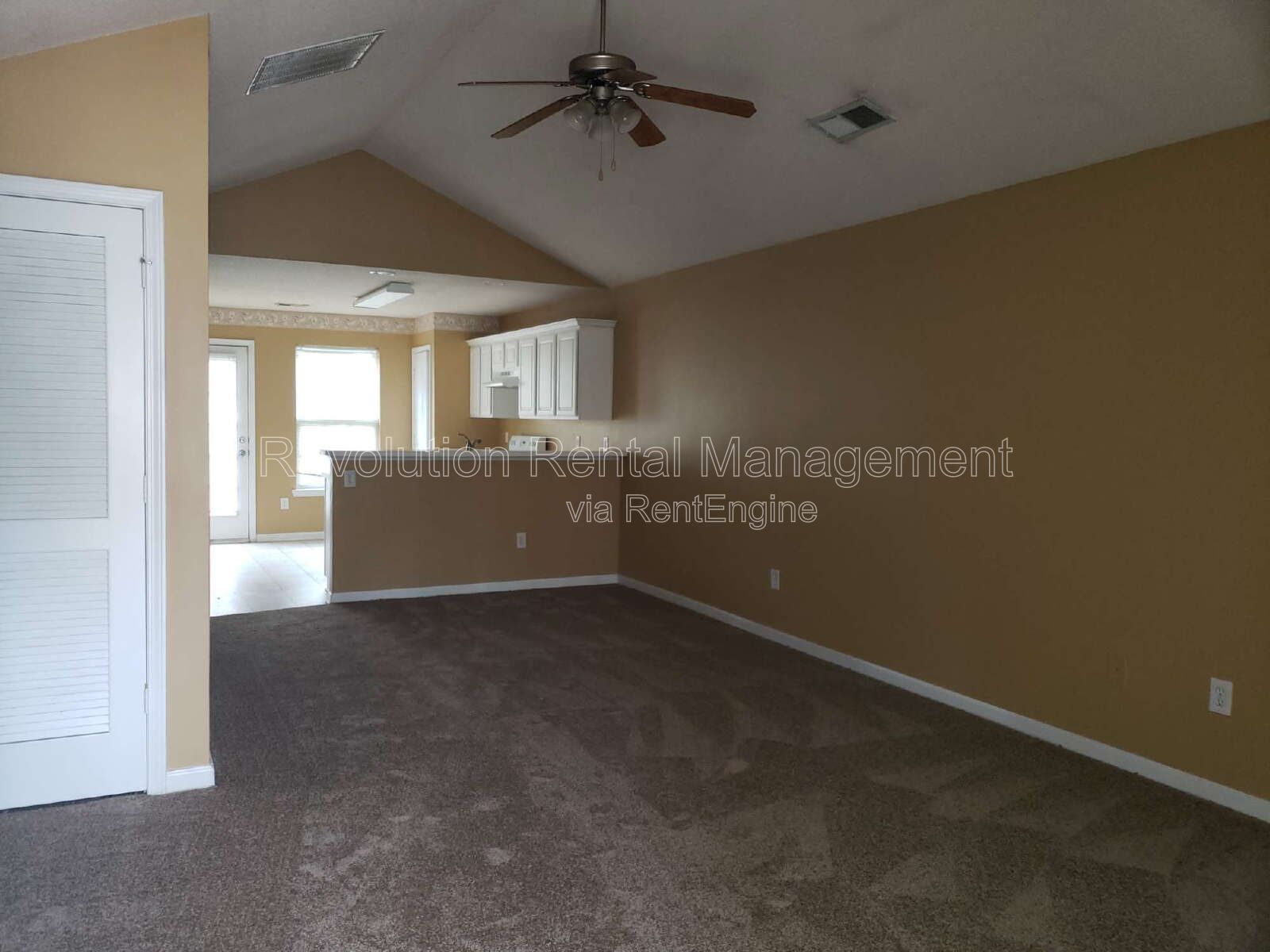Single Family Home with Fireplace in McDonough - Built 2004 property image