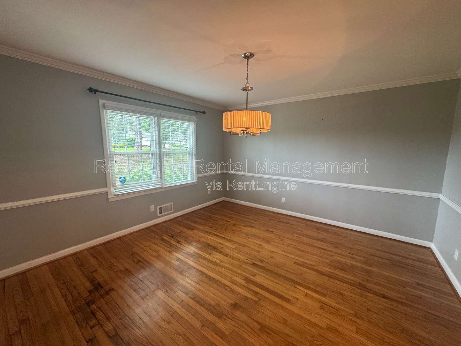 Spacious Two-Story Home in Northcrest with Neighborhood Amenities and Atlanta Access property image