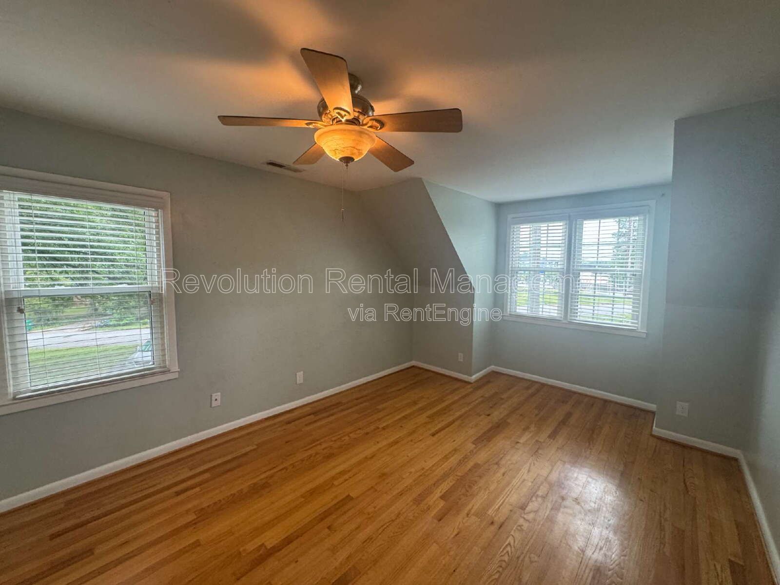 Spacious Two-Story Home in Northcrest with Neighborhood Amenities and Atlanta Access property image