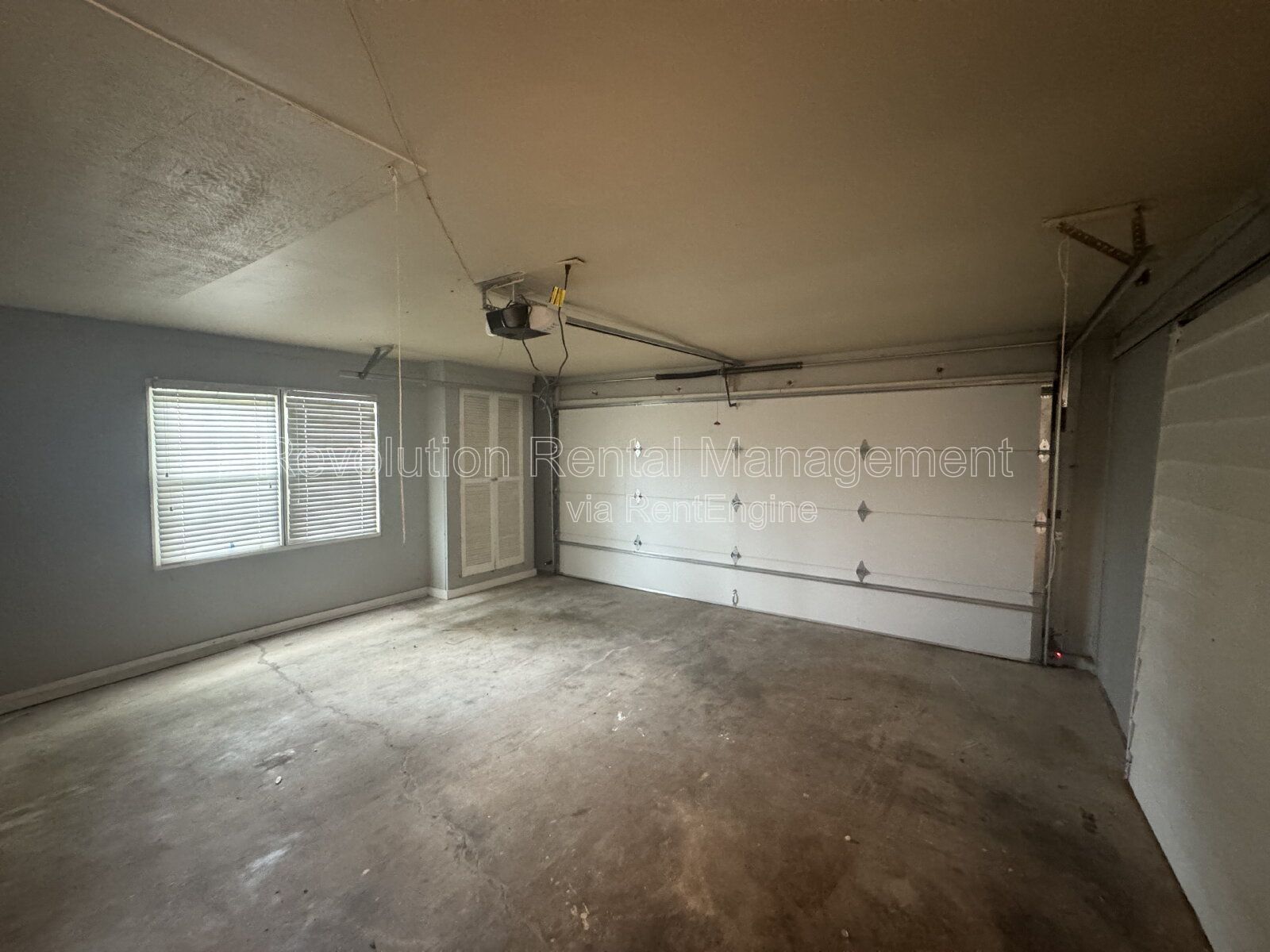 Spacious Two-Story Home in Northcrest with Neighborhood Amenities and Atlanta Access property image