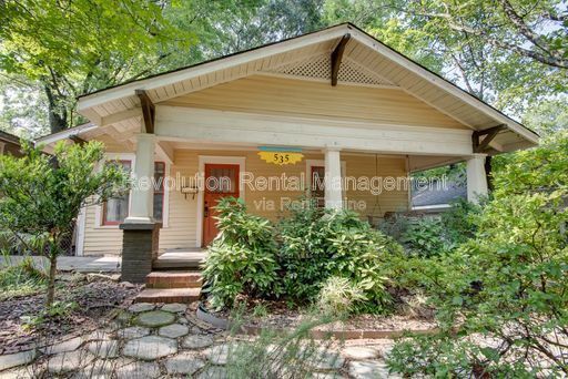 Historic 1920 Craftsman Home in Atlanta's Grant Park — 2 Bed / 2 Bath with Fenced Yard property image