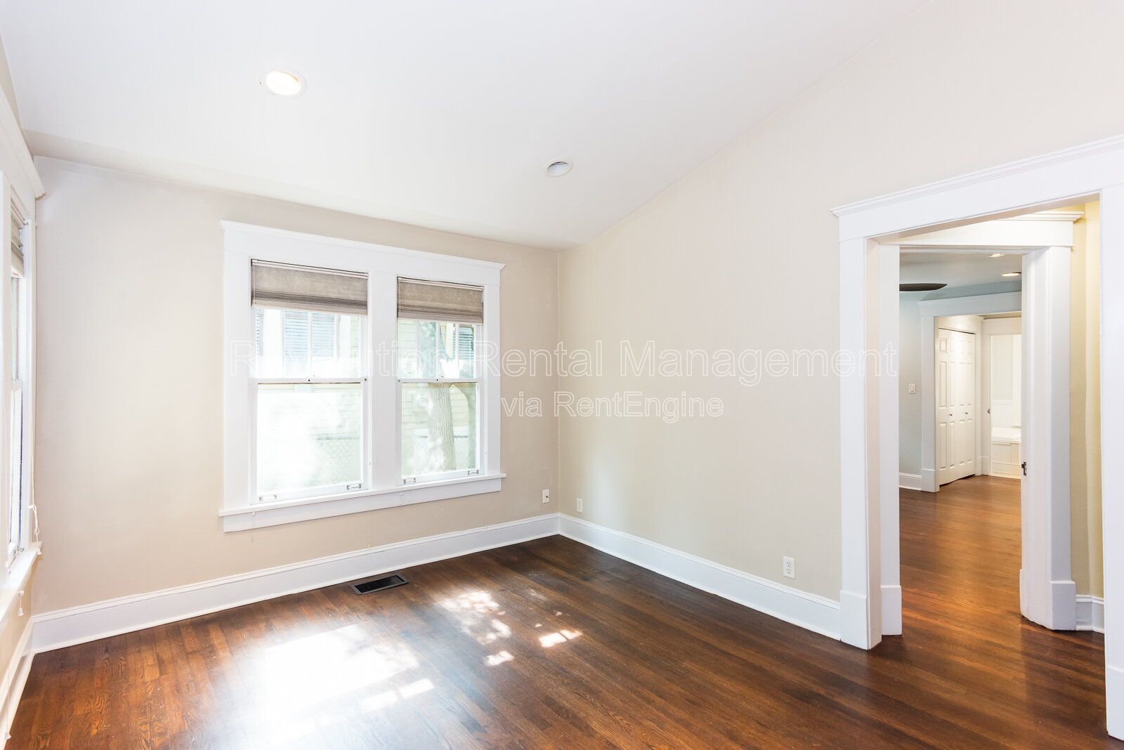 Historic 1920 Craftsman Home in Atlanta's Grant Park — 2 Bed / 2 Bath with Fenced Yard property image