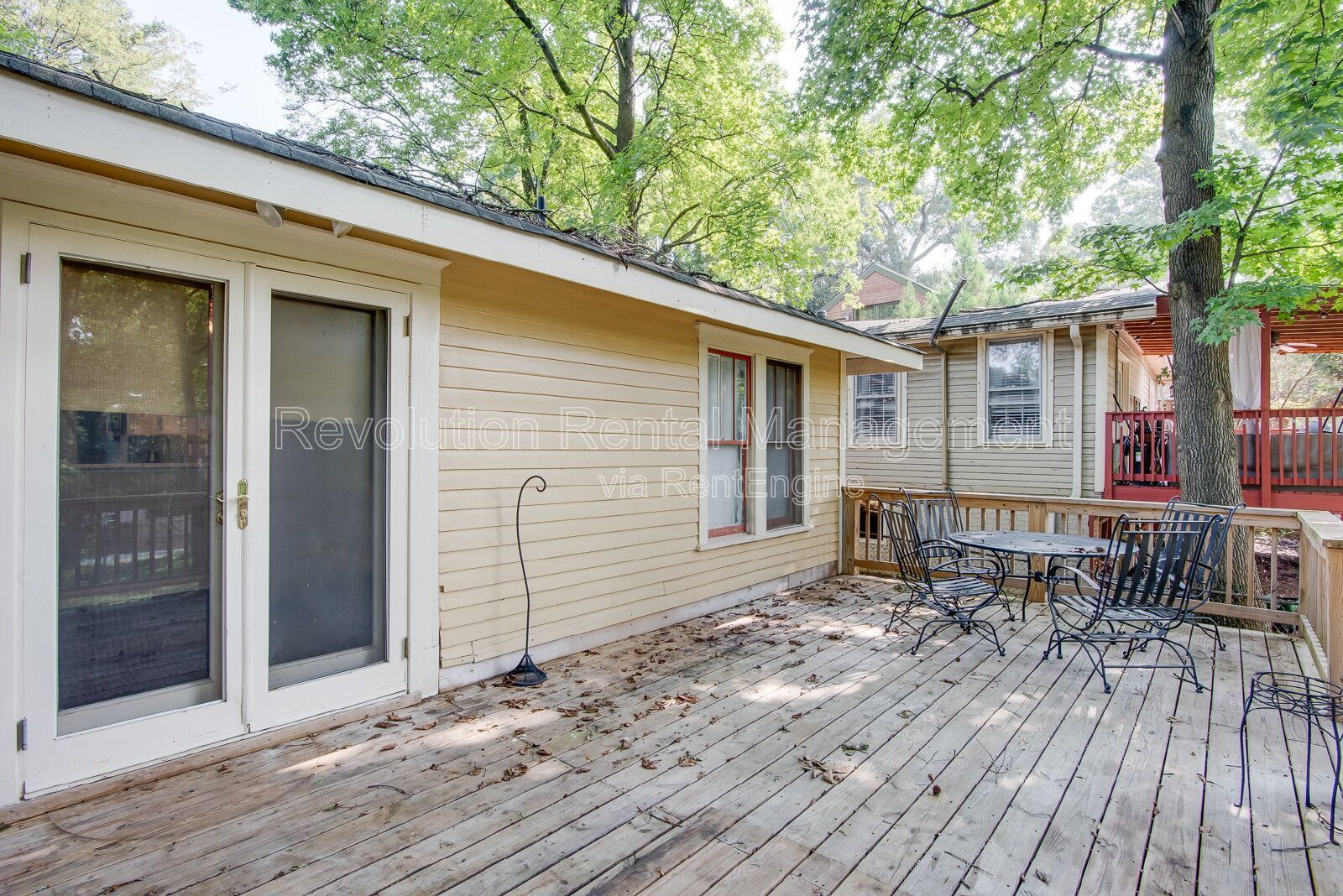 Historic 1920 Craftsman Home in Atlanta's Grant Park — 2 Bed / 2 Bath with Fenced Yard property image