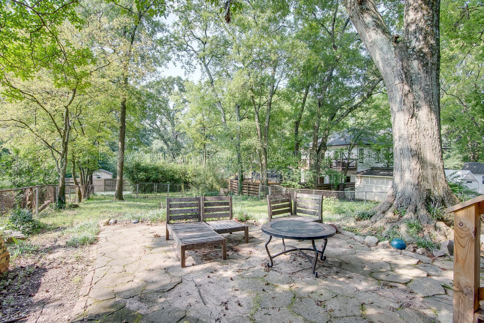 Historic 1920 Craftsman Home in Atlanta's Grant Park — 2 Bed / 2 Bath with Fenced Yard property image
