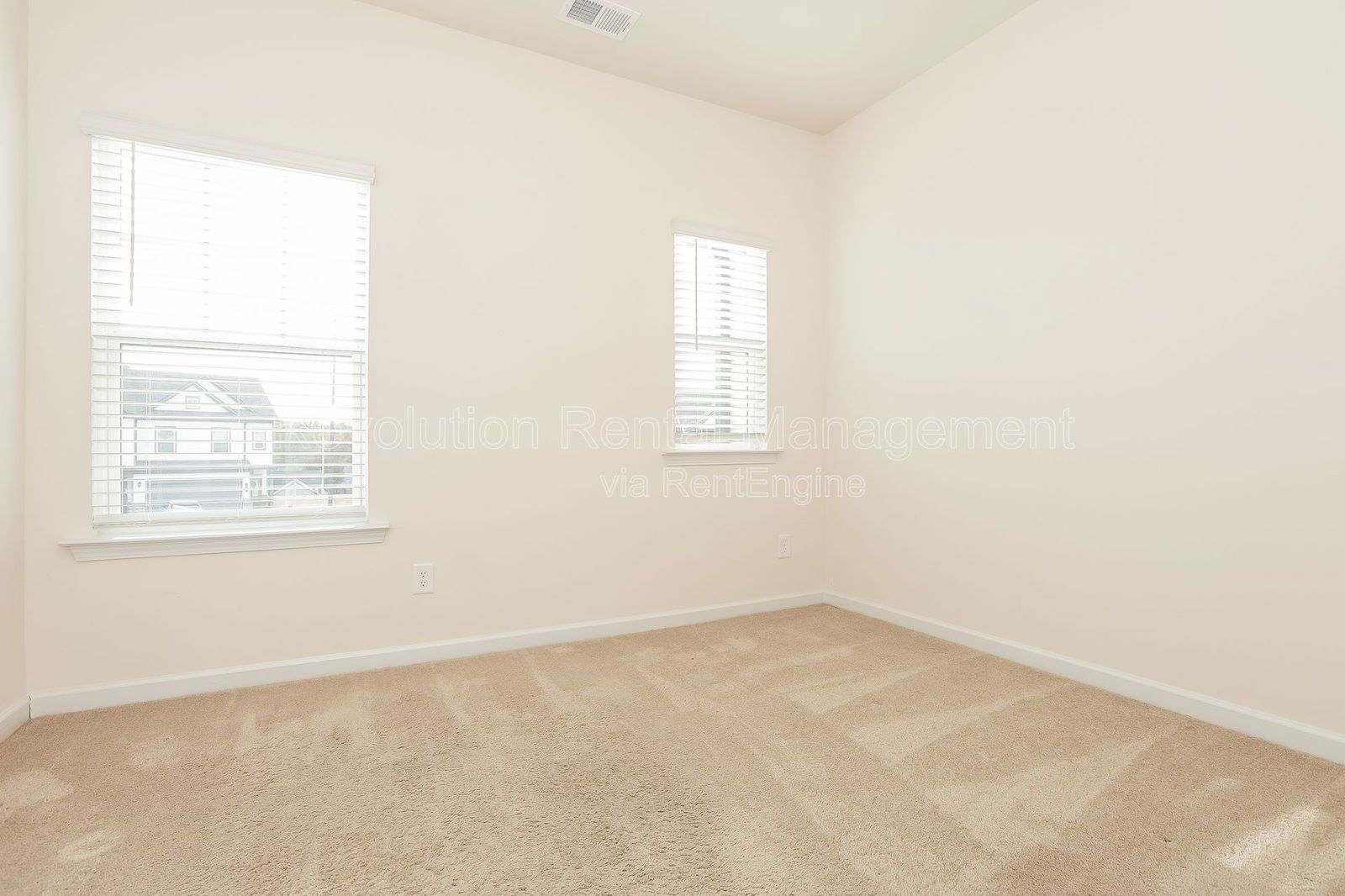36 Felton Walk property image