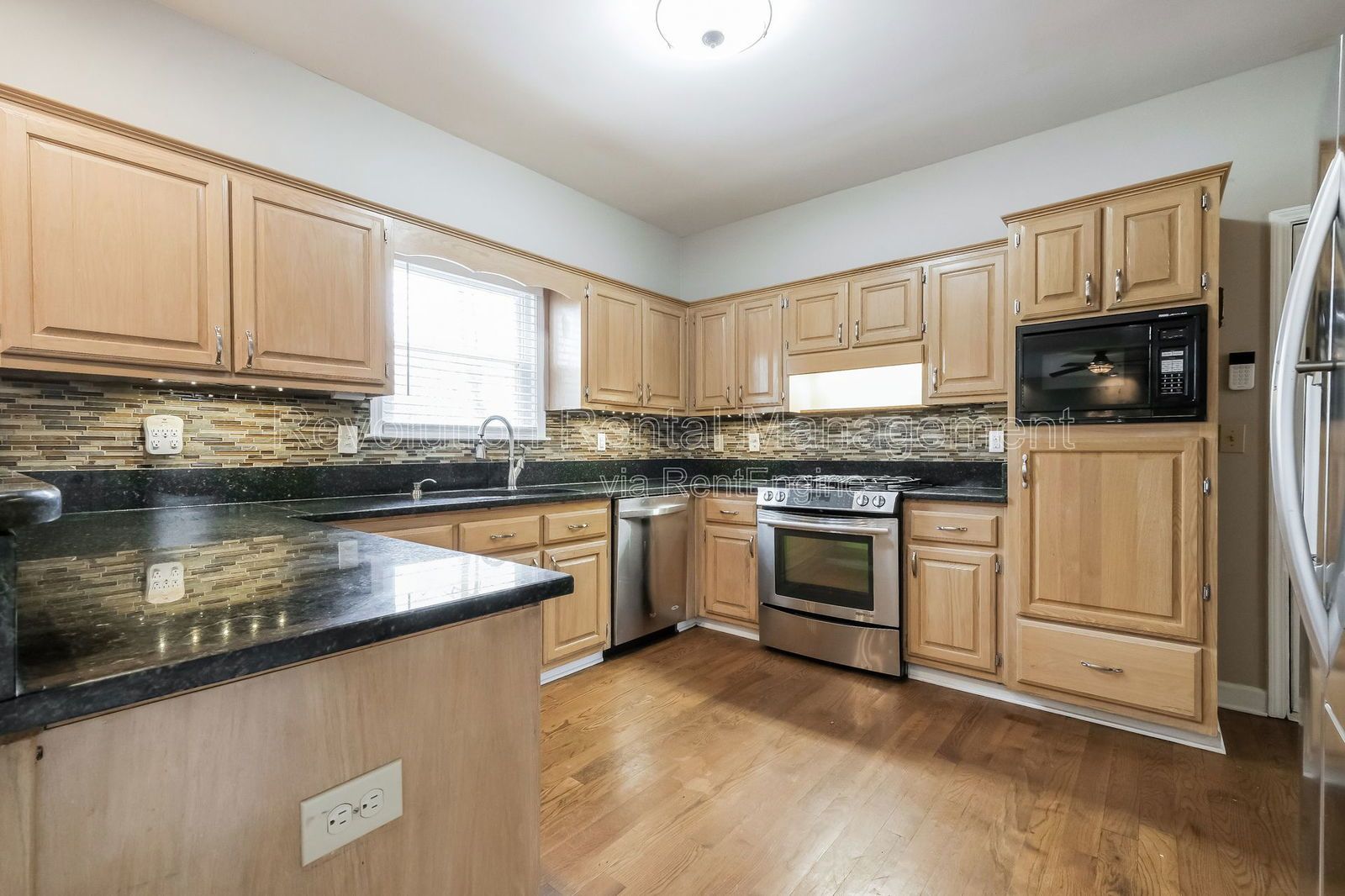 1679 Hickory wood Ct property image