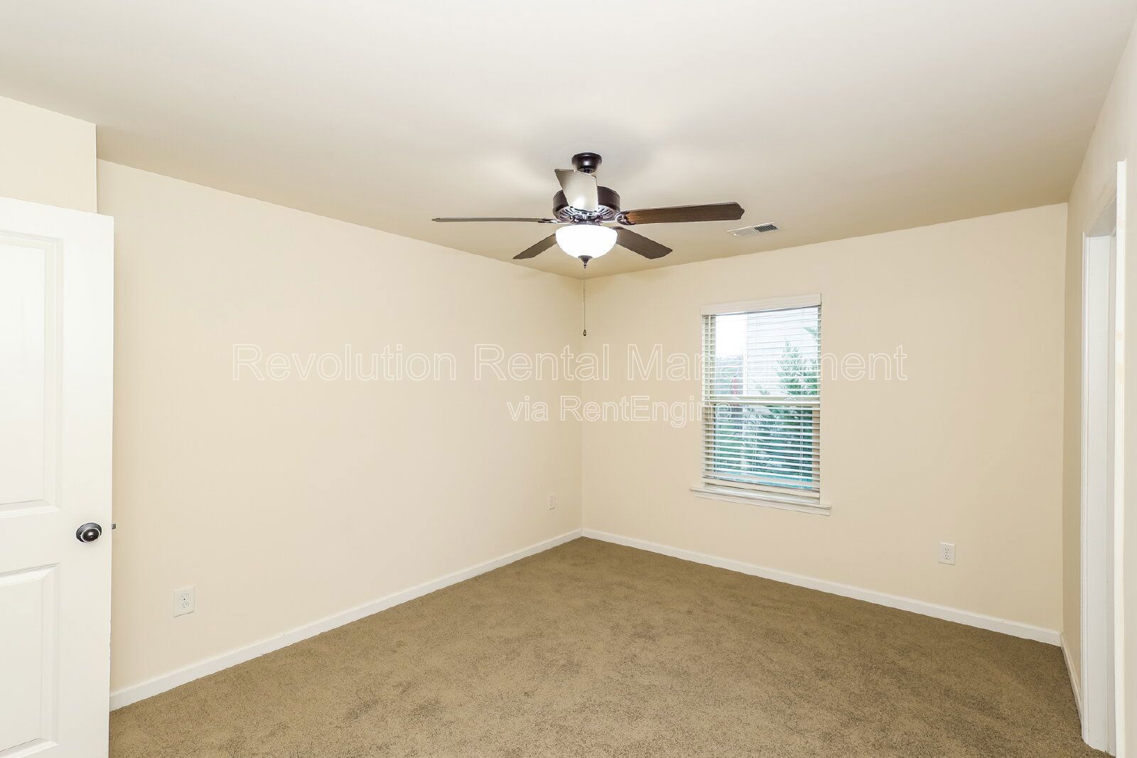 Spacious 4 bed 4 bath home in lovely Douglassville! property image