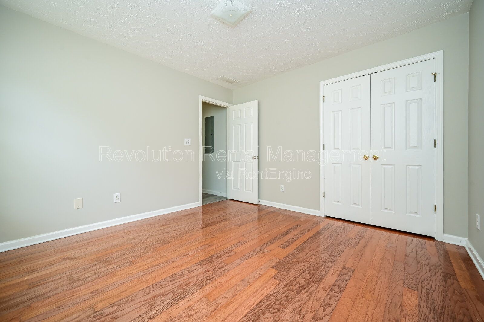 1,268 Sq Ft Single-Family Home in Covington, GA | Deck, 2-Car Garage & Fireplace property image