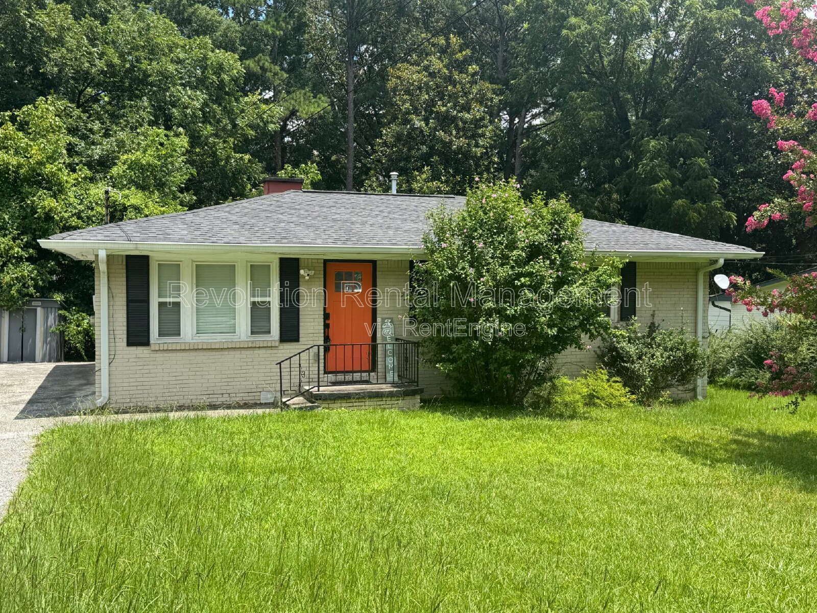 3-Bed, 2-Bath Ranch Home with Hardwood Floors & Deck in Atlanta, GA 30331 property image