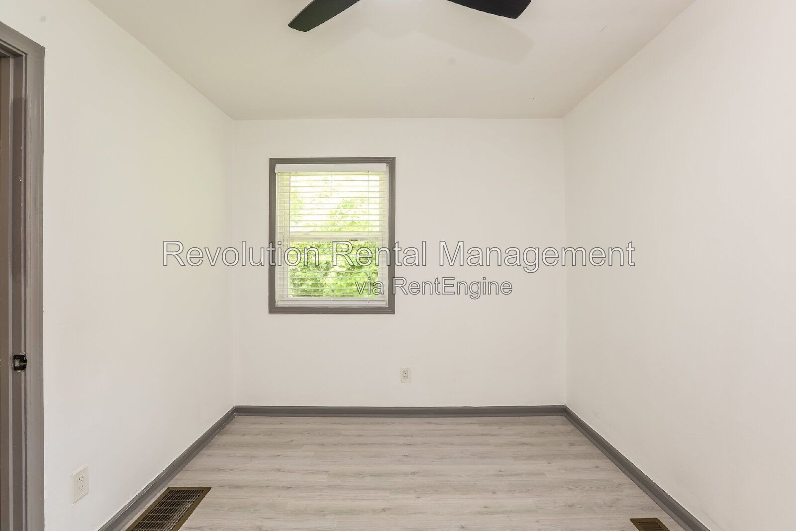 3-Bed, 2-Bath Ranch Home with Hardwood Floors & Deck in Atlanta, GA 30331 property image