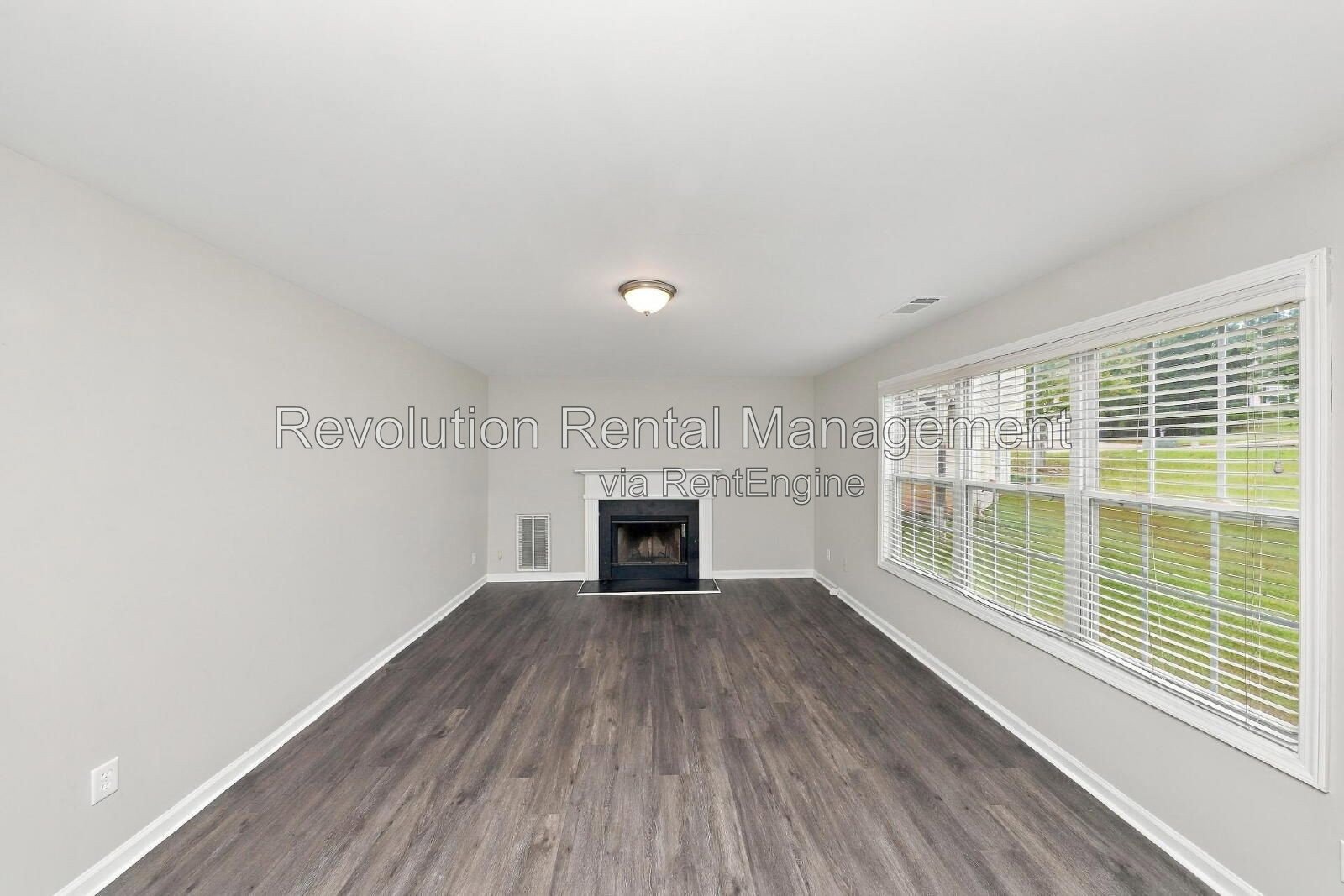 2-Story Single Family Home with 2-Car Garage, Fireplace & Hardwood Floors in Douglasville's Avalon property image